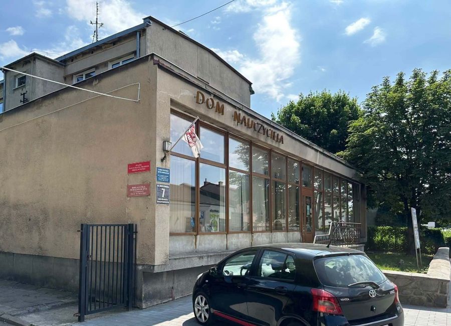 Miliony na Warszawską 7. Dawny Dom Nauczyciela zmieni się całkowicie